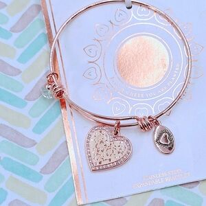 NWT! "Bloom Where You Are Planted" Bracelet